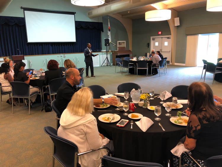 Luncheon Oct Cbba 16